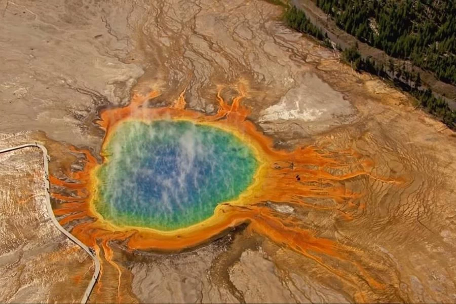 Yellowstone: Το υπερηφαίστειο που απειλεί τον πλανήτη – Το σχέδιο αντιμετώπισης της ΝΑSA (βίντεο)